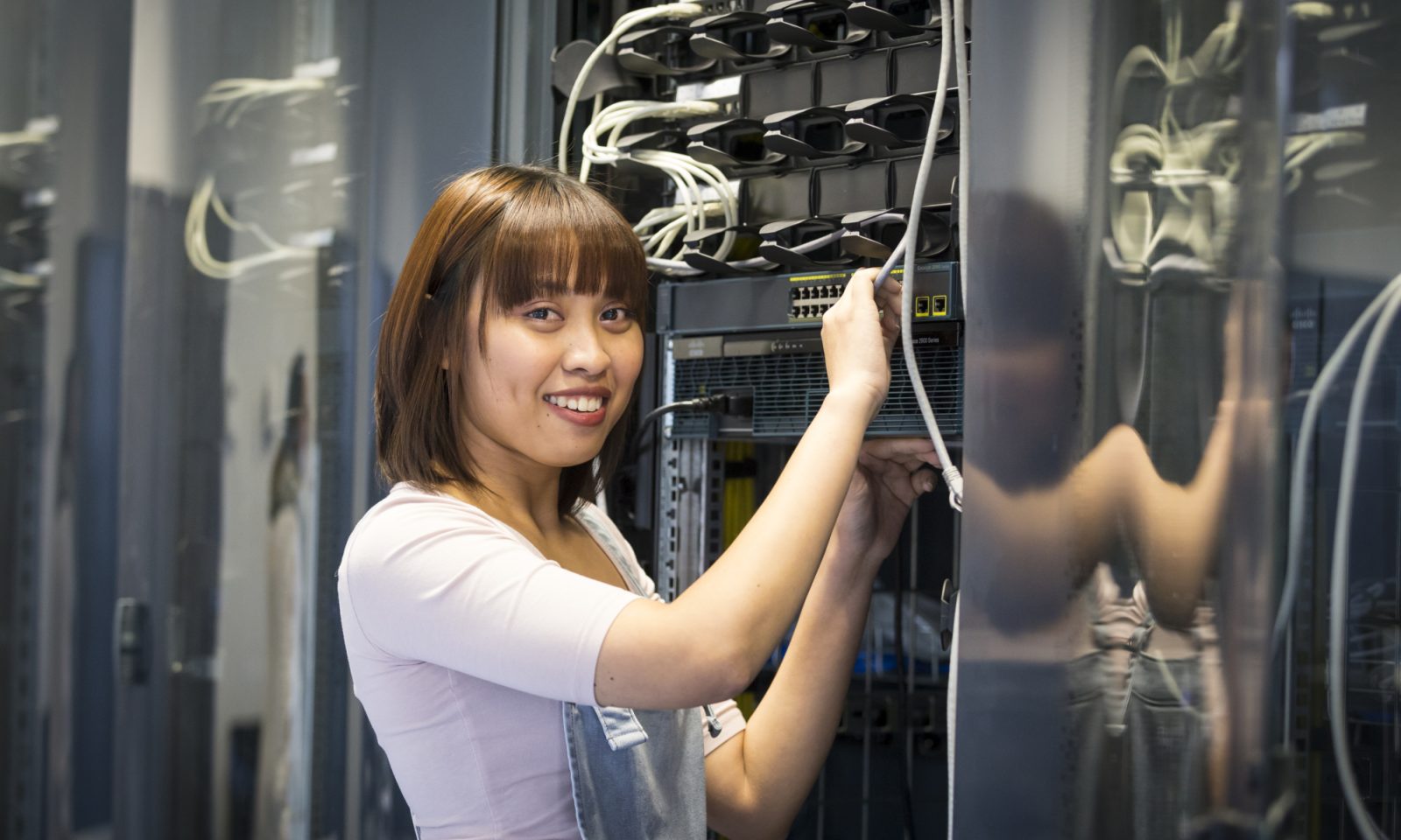 Allround medewerker IT systems and devices - Opleiding - VISTA college